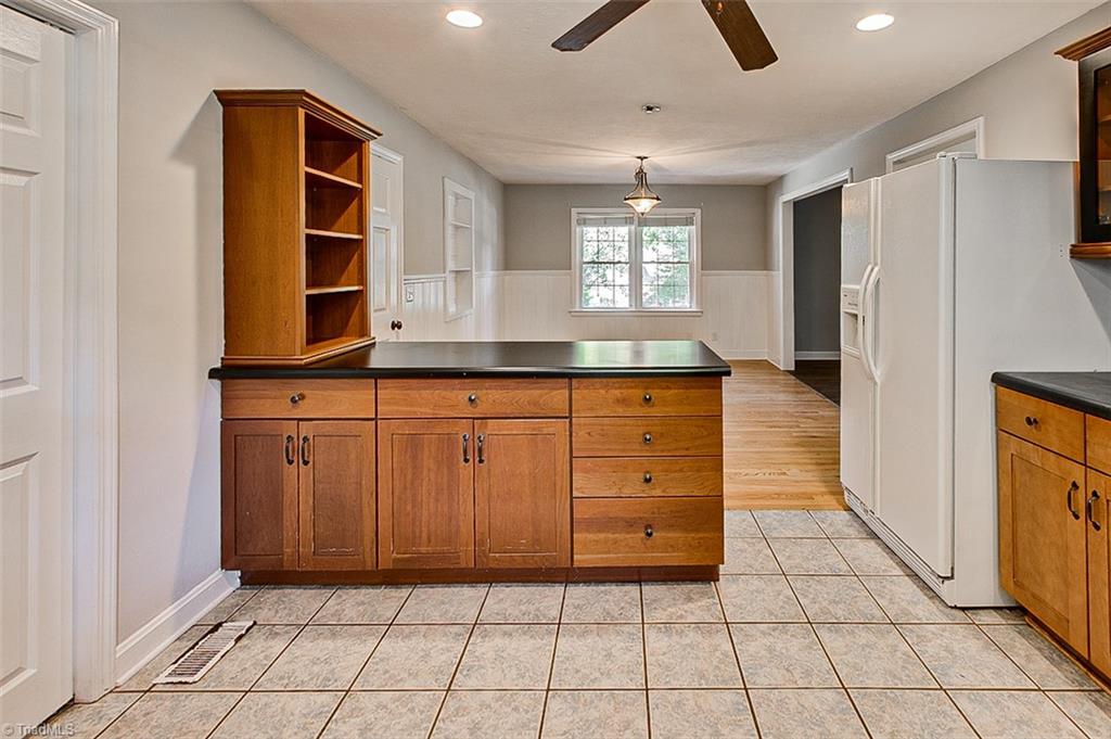 902 Redding Road Asheboro, NC 27203 - Photo 17 of 39 Gallery Image 17
