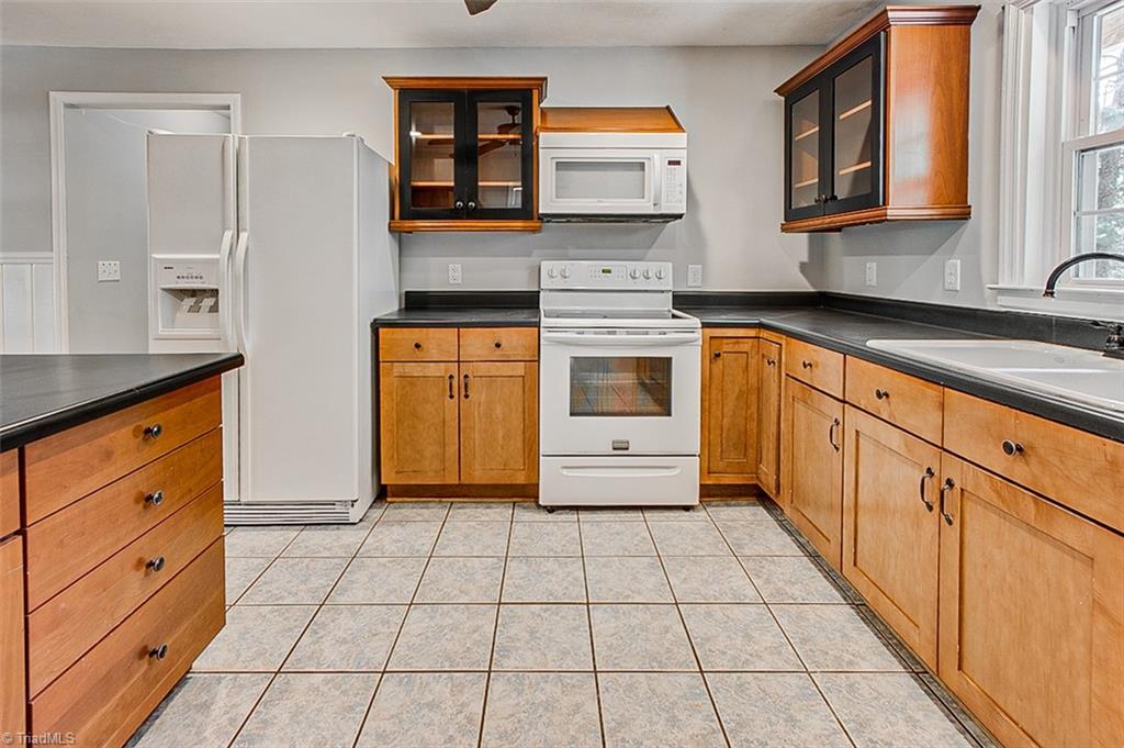902 Redding Road Asheboro, NC 27203 - Photo 18 of 39 Gallery Image 18
