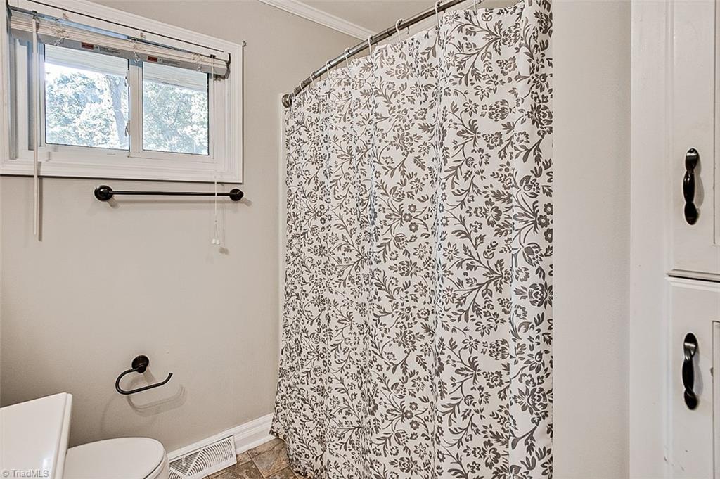 902 Redding Road Asheboro, NC 27203 - Photo 28 of 39 Gallery Image 28