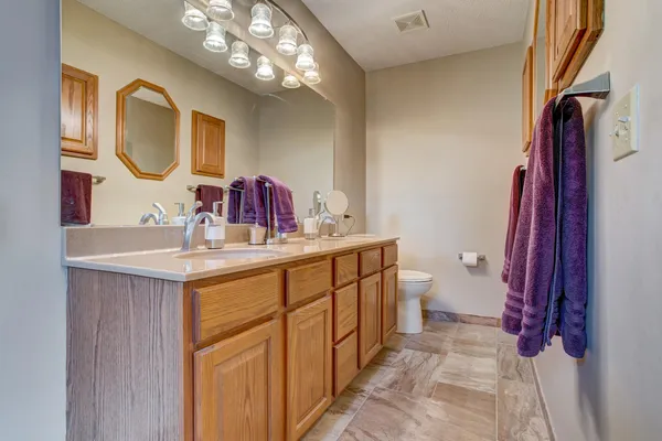 $399,000 | 10616 Southwest 85th Terrace, Augusta, KS 67010