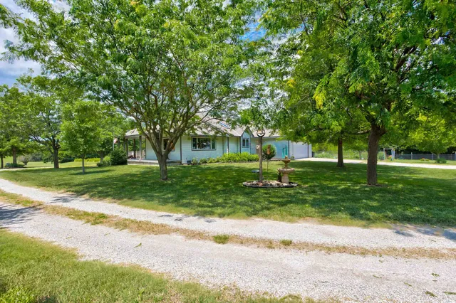 $399,000 | 10616 Southwest 85th Terrace, Augusta, KS 67010