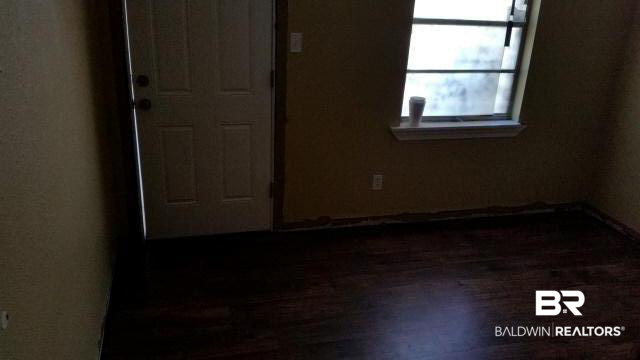 553 Hopi Street Chickasaw, AL 36611 - Photo 8 of 12