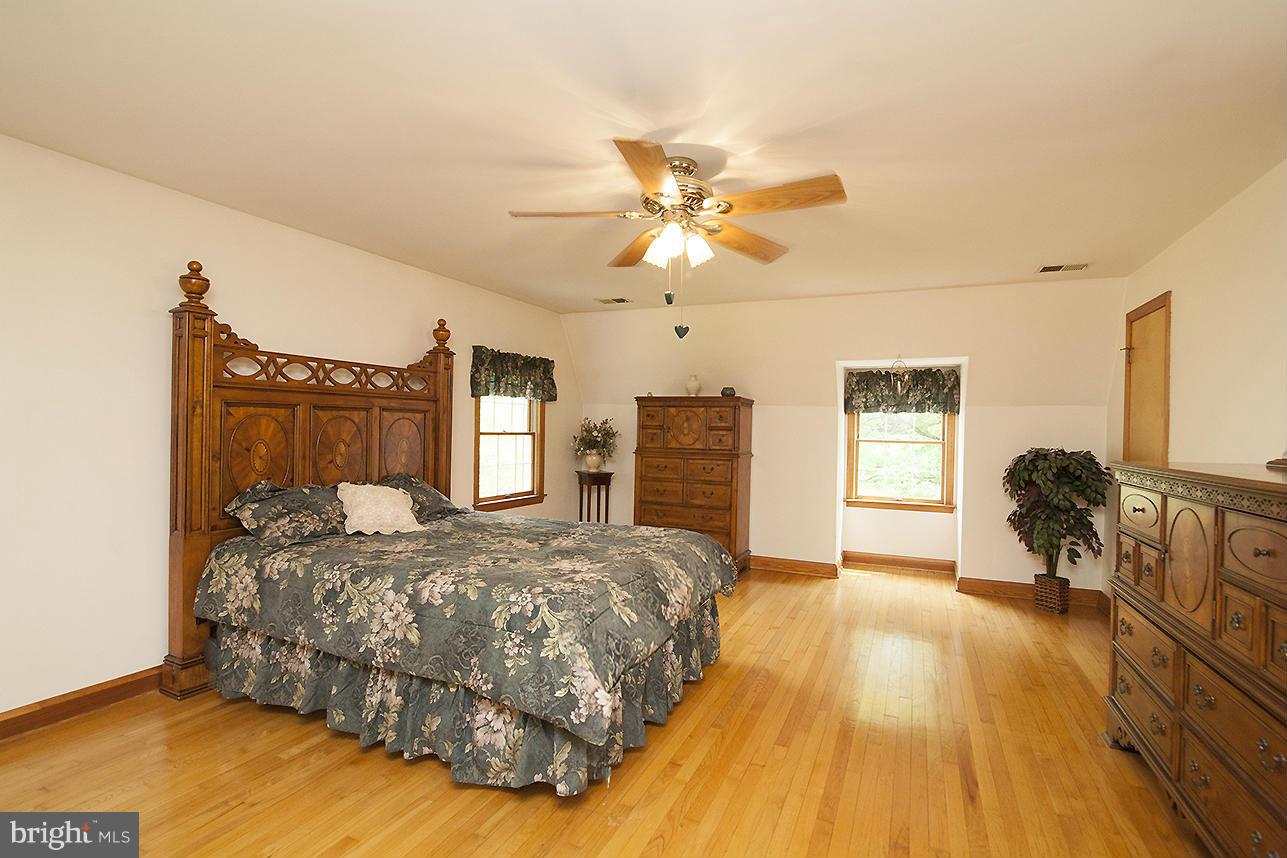 6200 Hanover Road Hanover, MD 21076 - Photo 14 of 30 Bedroom (Master)