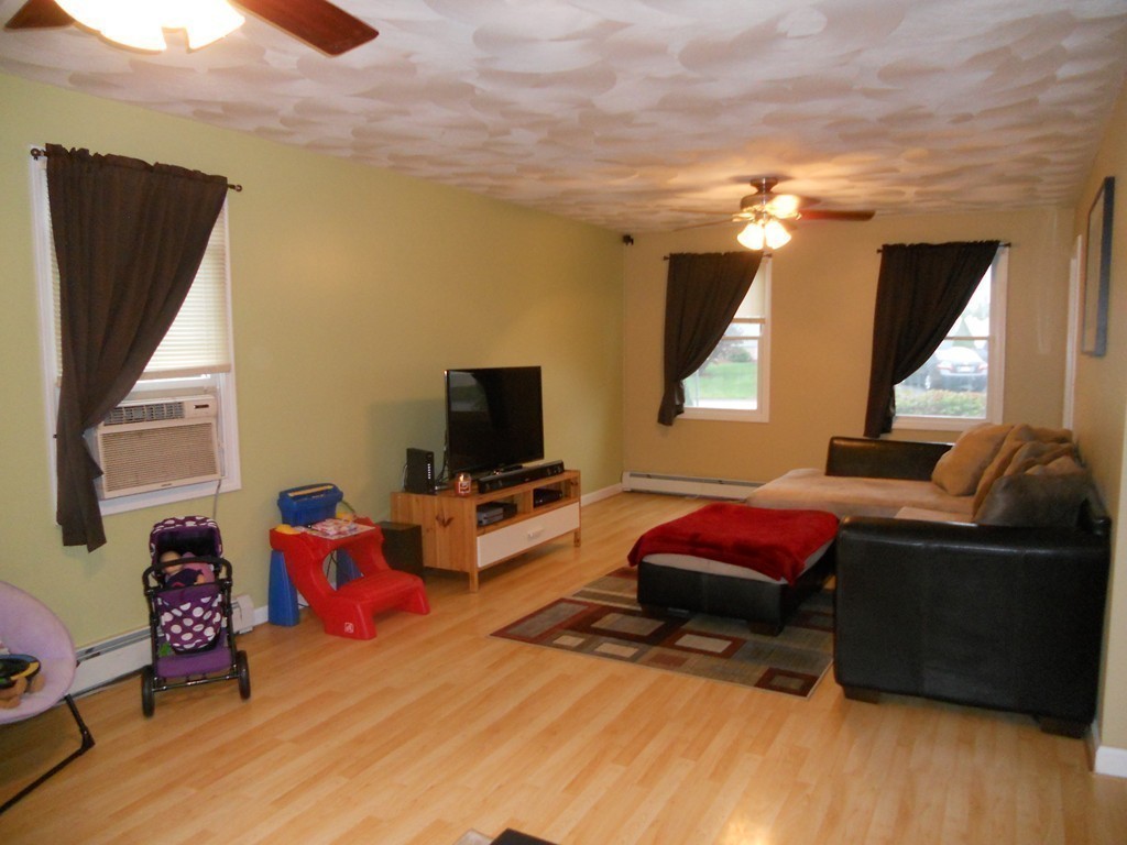 192 McMahon Street Fall River, MA 02721 - Photo 6 of 20 Gallery Image 6