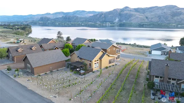 $374,900 | 130 Village Way, Oroville, WA 98844