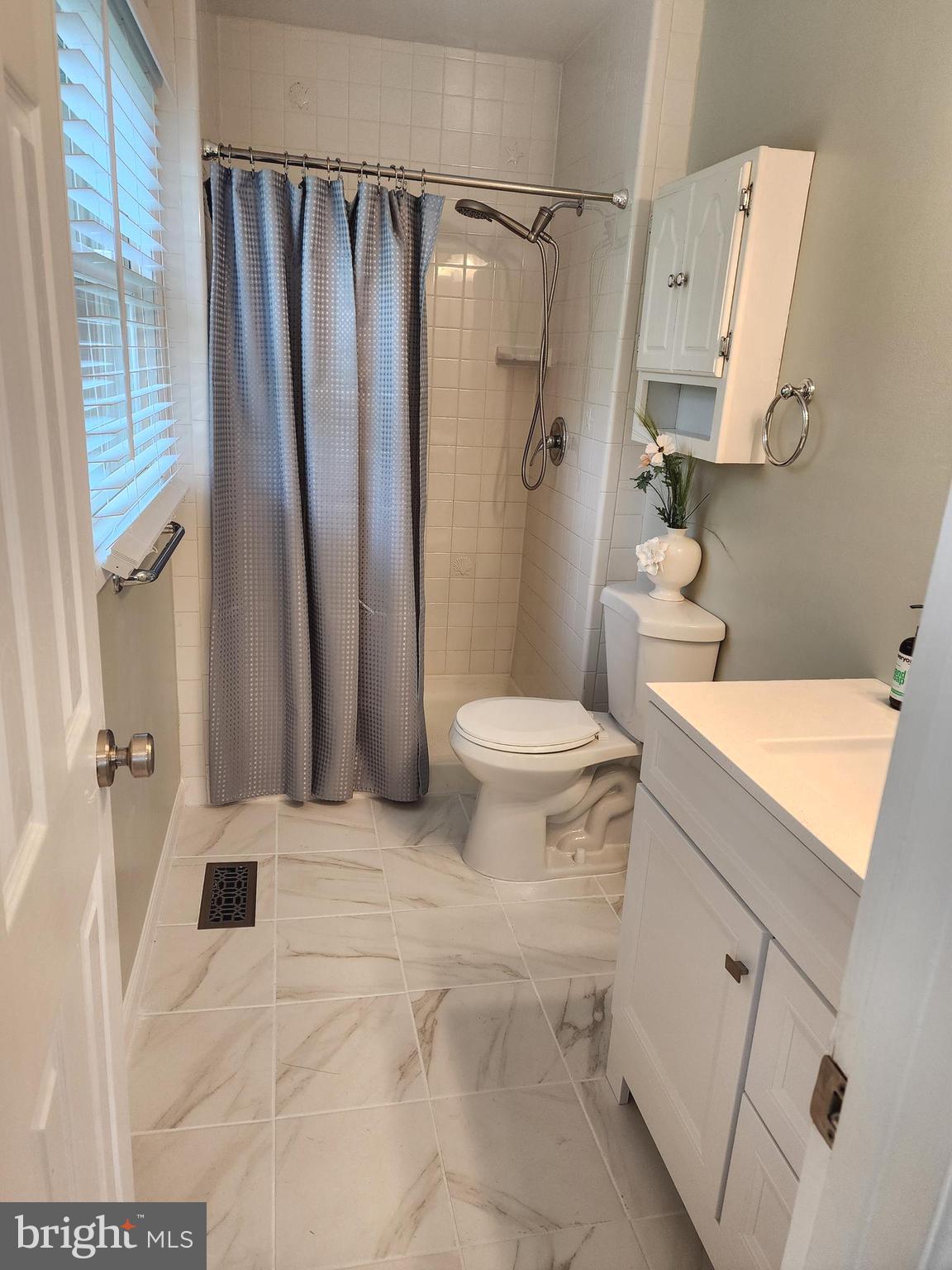 12501 Ivory Pass Laurel, MD 20708 - Photo 25 of 43 Primary updated bath