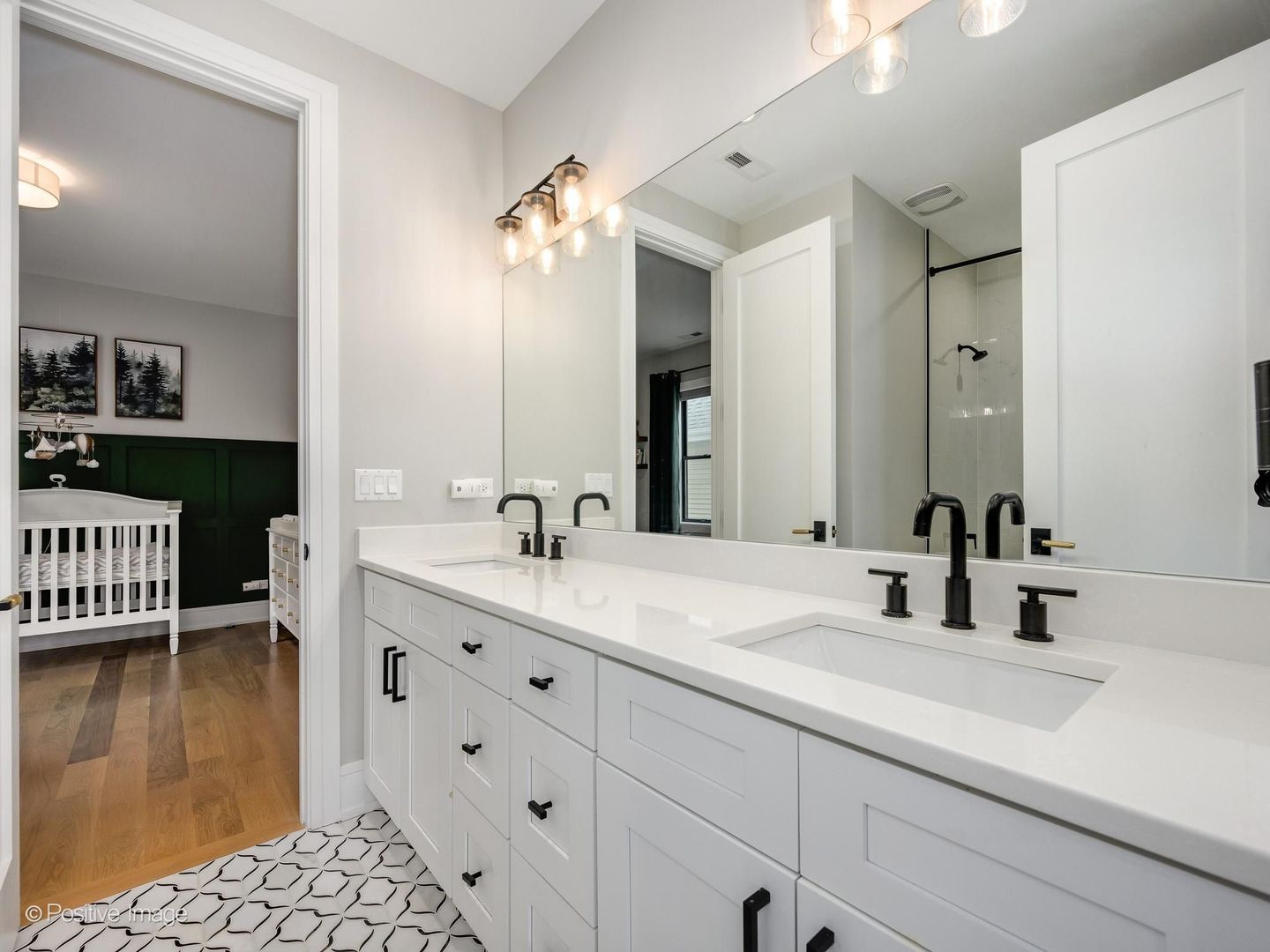 2153 West Fletcher Street Chicago, IL 60618 - Photo 21 of 41