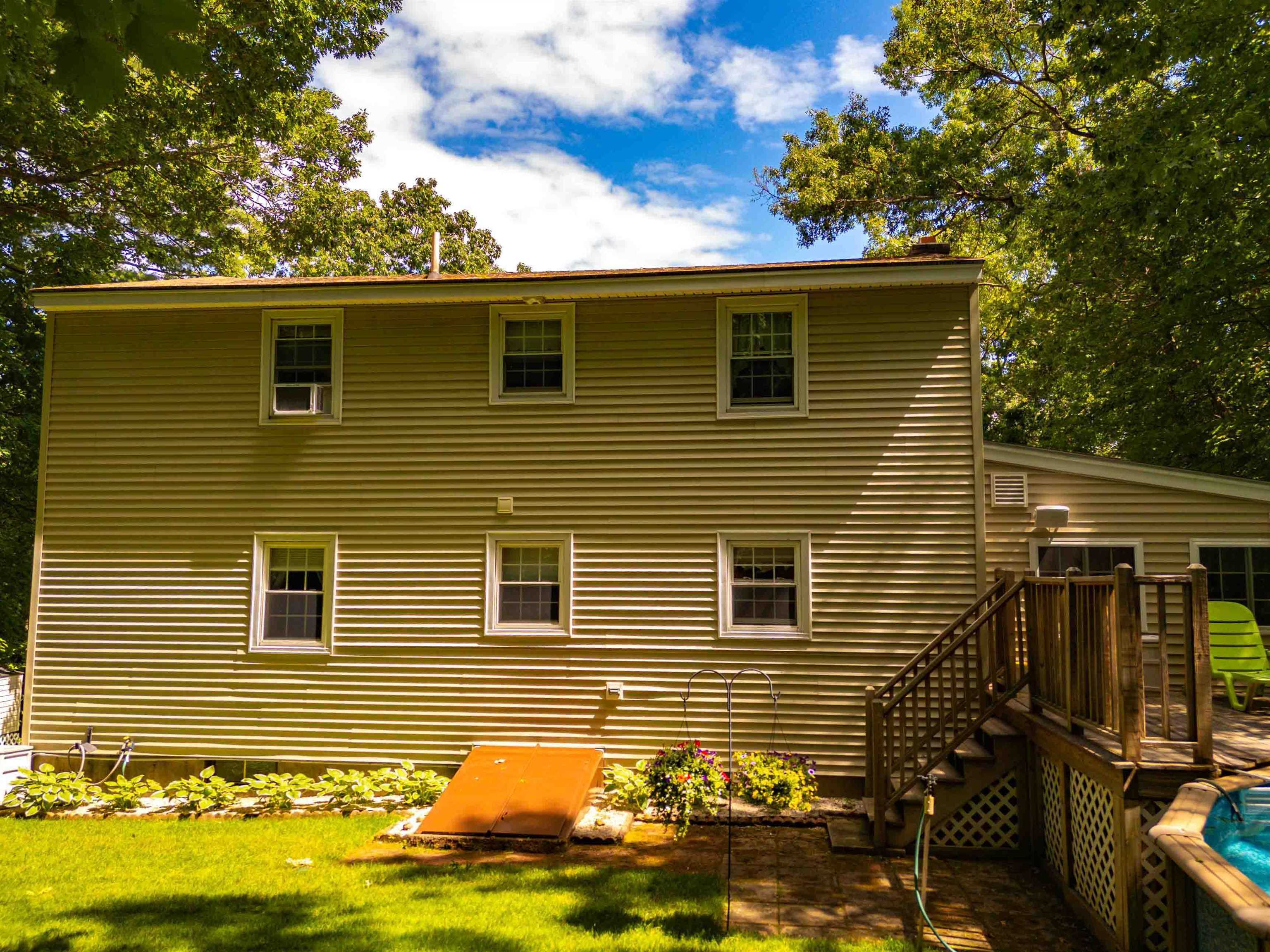 55 Auburn Road Londonderry, NH 03053 - Photo 29 of 40