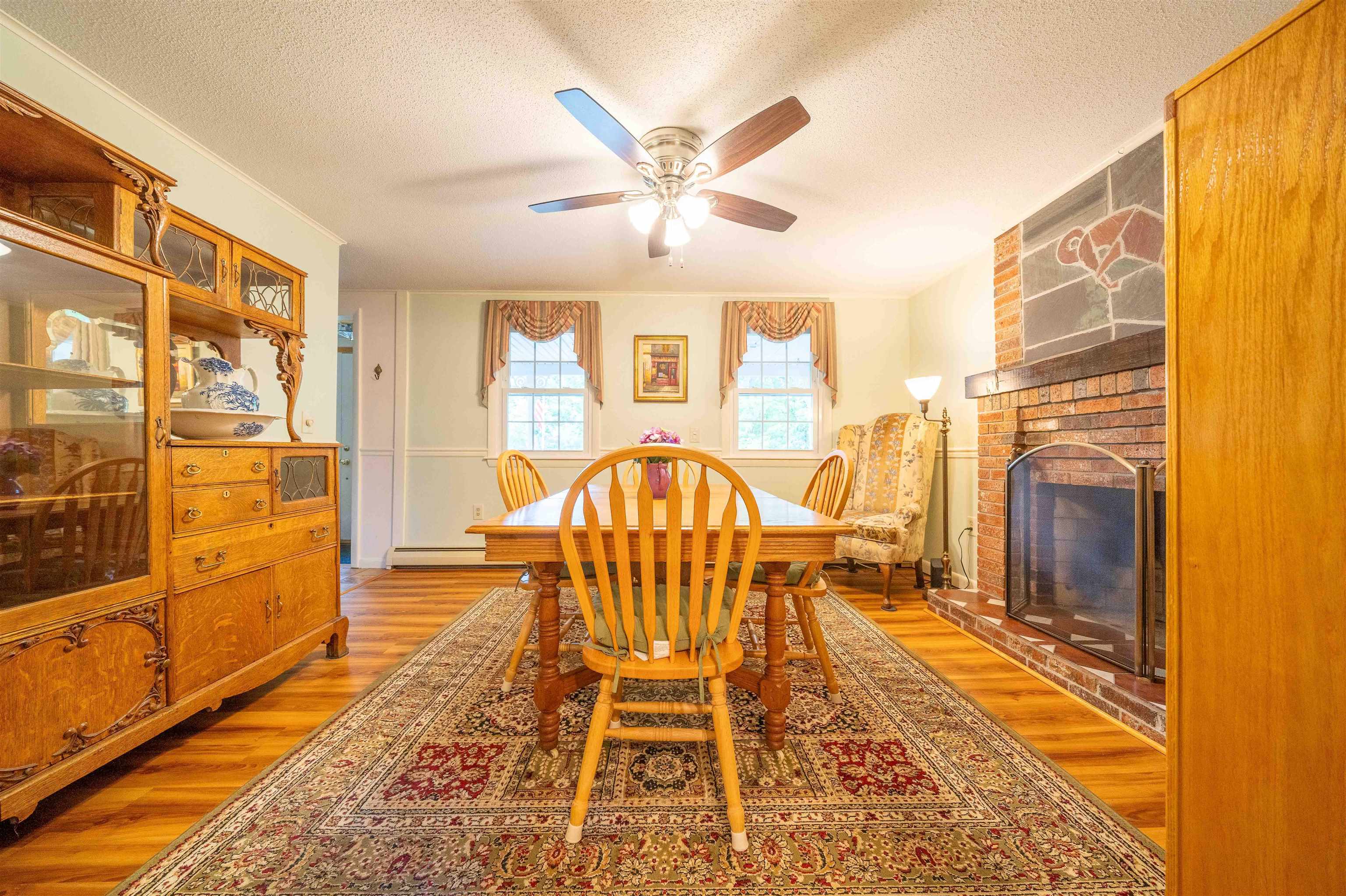 55 Auburn Road Londonderry, NH 03053 - Photo 4 of 40
