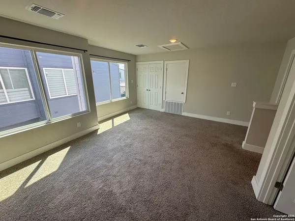 $1,995 | 218 Rainbow Drive, San Antonio, TX 78209