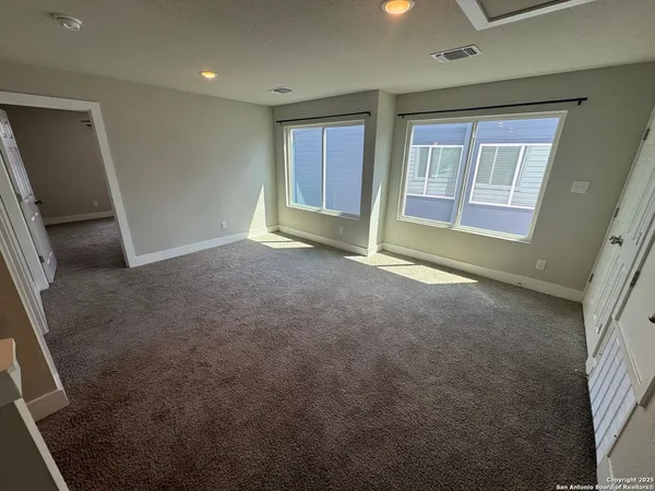 $1,995 | 218 Rainbow Drive, San Antonio, TX 78209