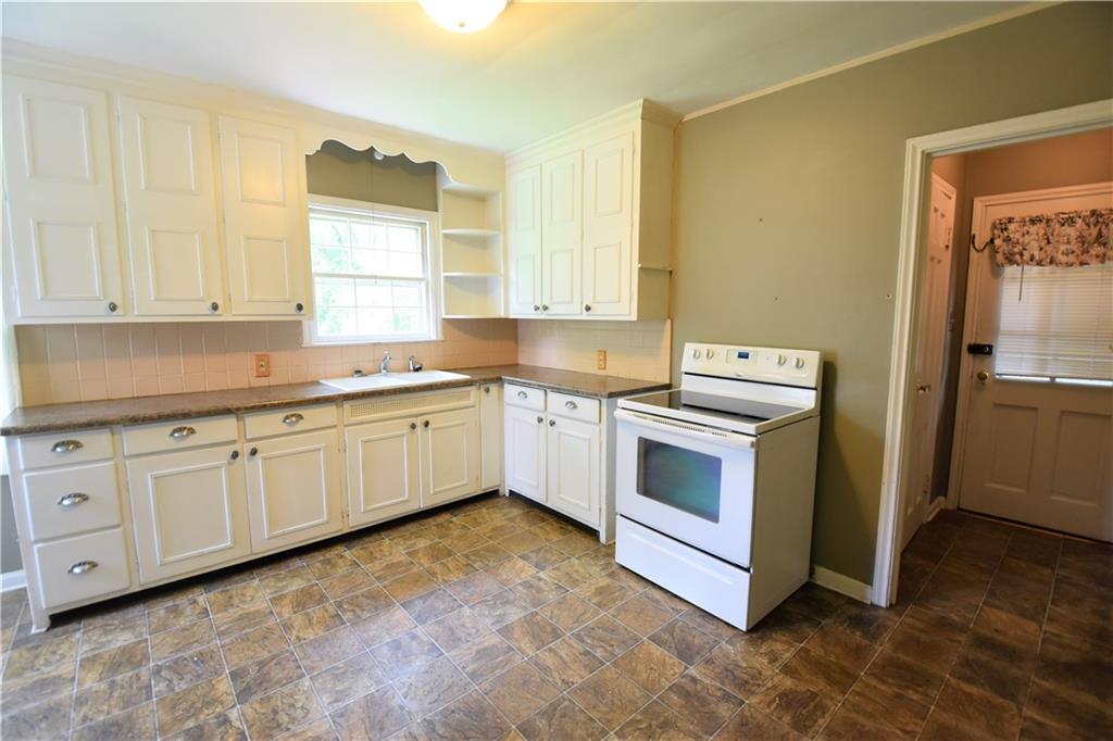 6206 Dean Road Indianapolis, IN 46220 - Photo 16 of 50 Gallery Image 16