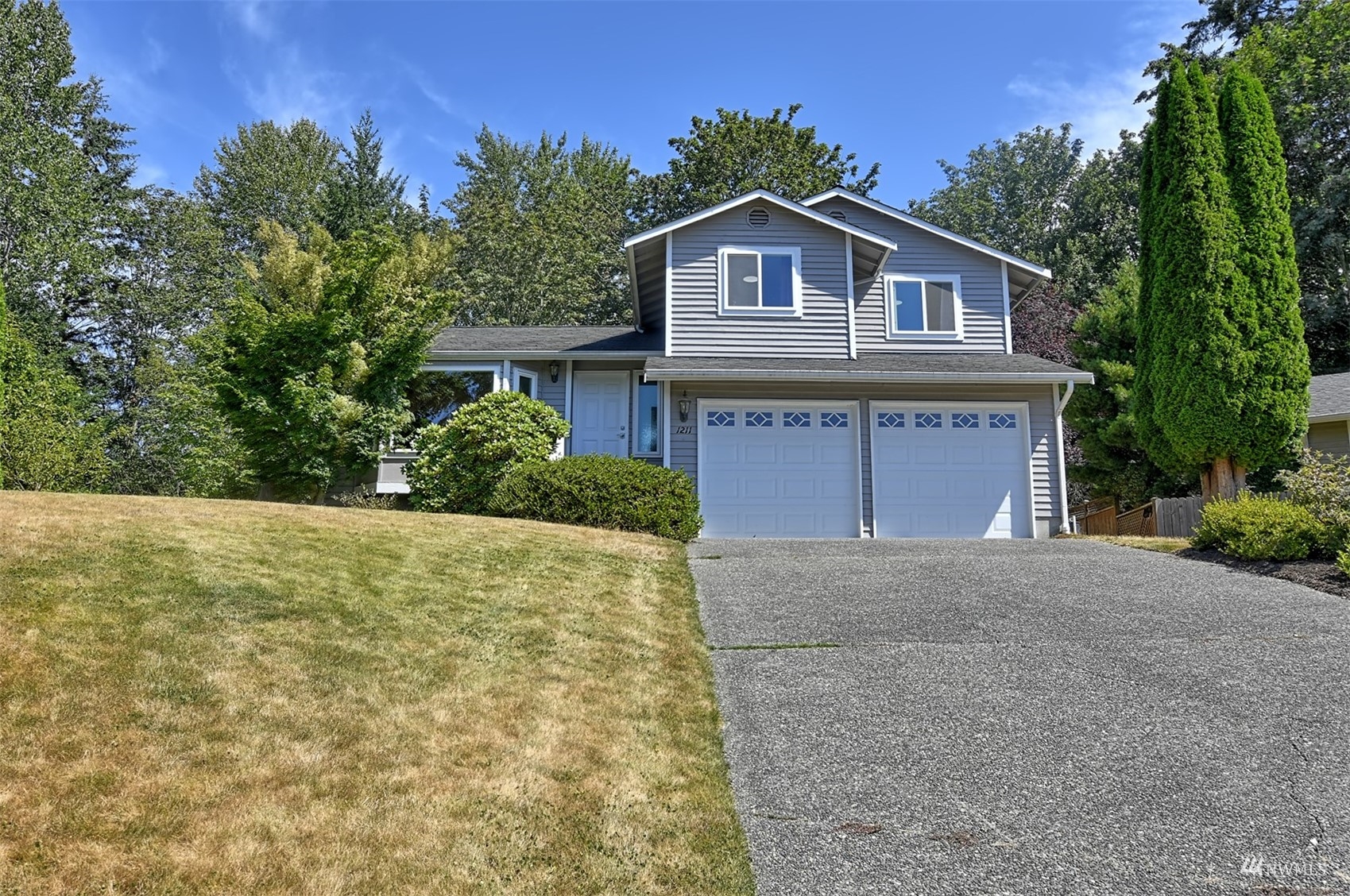 1211 222nd Place Southwest Bothell, WA 98021 - Photo 2 of 34