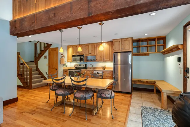 $675,000 | 401 Village Road, Unit C1, Warren, VT 05674