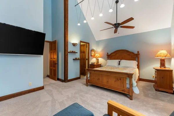 $645,000 | 401 Village Road, Unit C1, Warren, VT 05674