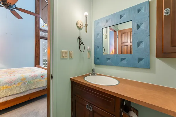 $645,000 | 401 Village Road, Unit C1, Warren, VT 05674
