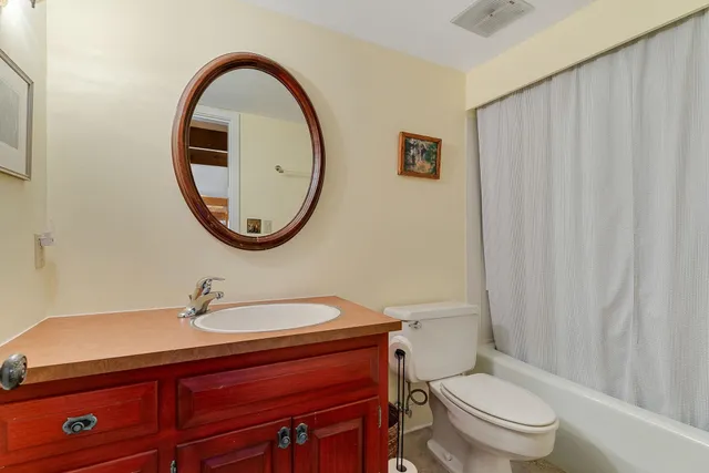 $675,000 | 401 Village Road, Unit C1, Warren, VT 05674