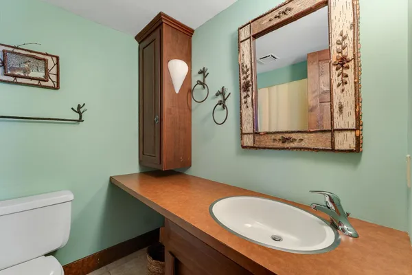 $645,000 | 401 Village Road, Unit C1, Warren, VT 05674