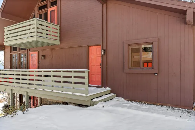 $675,000 | 401 Village Road, Unit C1, Warren, VT 05674