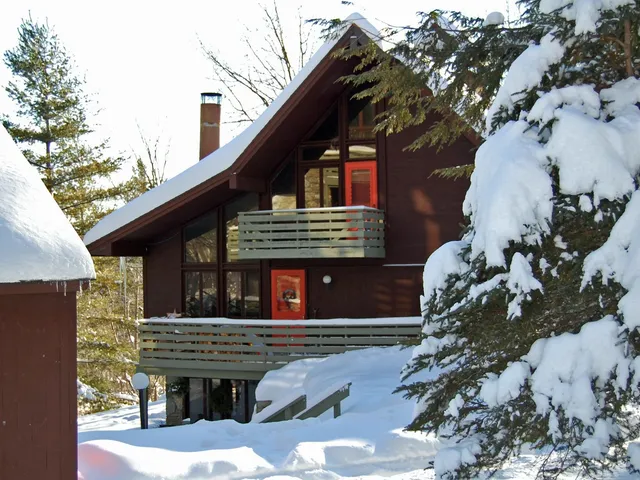 $675,000 | 401 Village Road, Unit C1, Warren, VT 05674