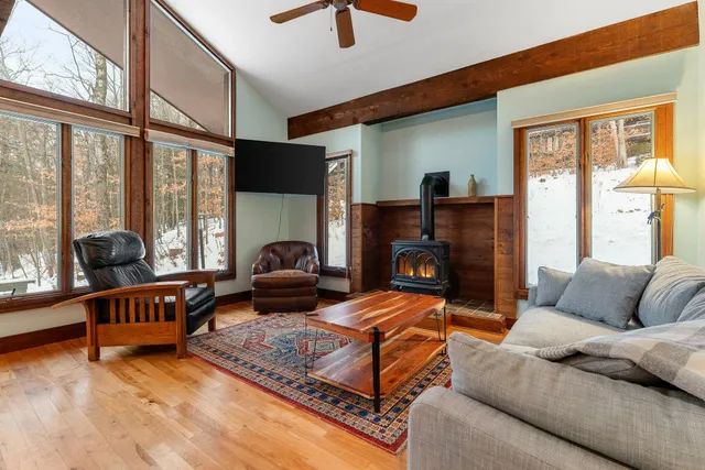 $675,000 | 401 Village Road, Unit C1, Warren, VT 05674