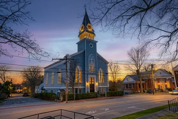 $1,995,000 | 143 Main Street, Sandwich, MA 02563