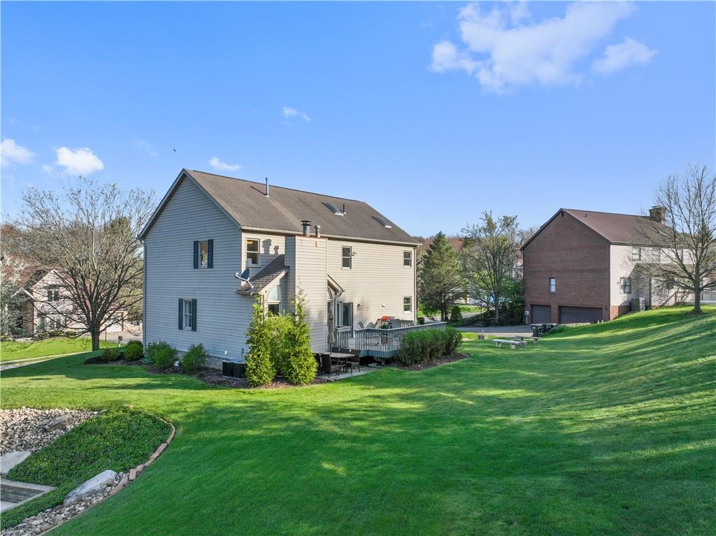 3018 White Pine Drive Gibsonia, PA 15044 - Photo 37 of 38 a front view of house with yard and green space