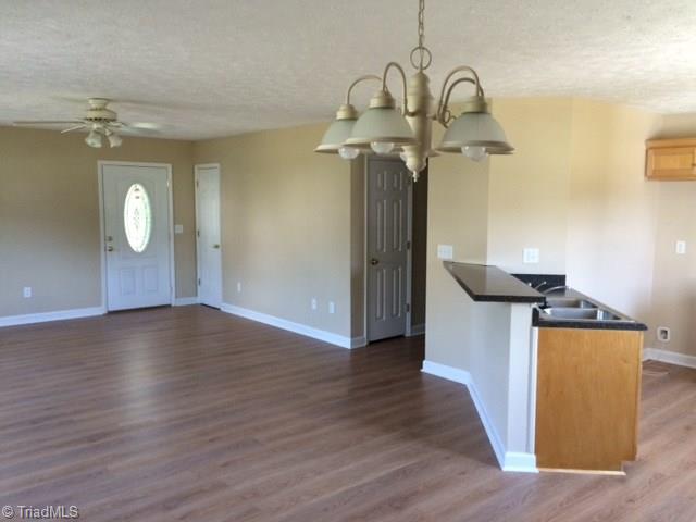 2139 Riverside Drive Mount Airy, NC 27030 - Photo 3 of 9 Living Room