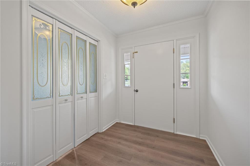 154 Applegate Road Kernersville, NC 27284 - Photo 12 of 48 Gallery Image 12