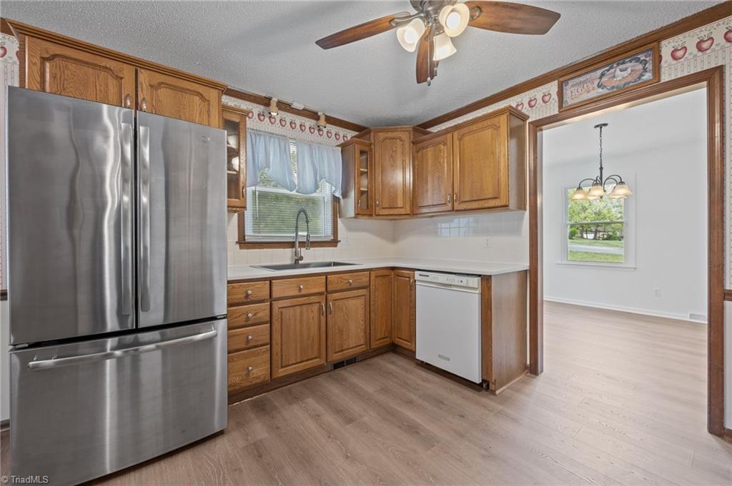 154 Applegate Road Kernersville, NC 27284 - Photo 17 of 48 Gallery Image 17
