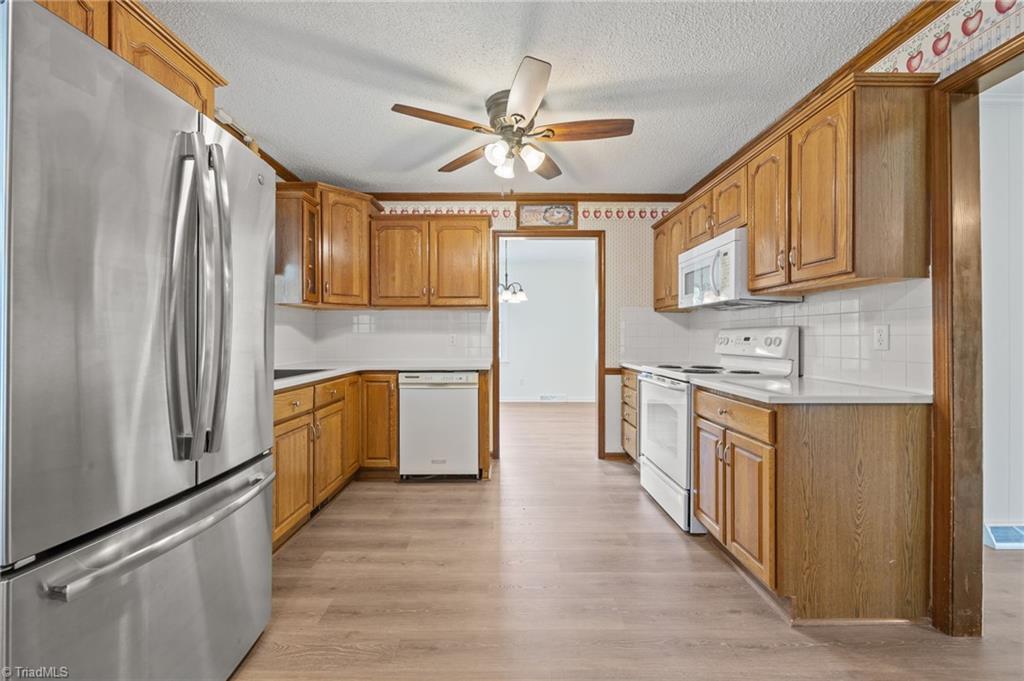154 Applegate Road Kernersville, NC 27284 - Photo 20 of 48 Gallery Image 20