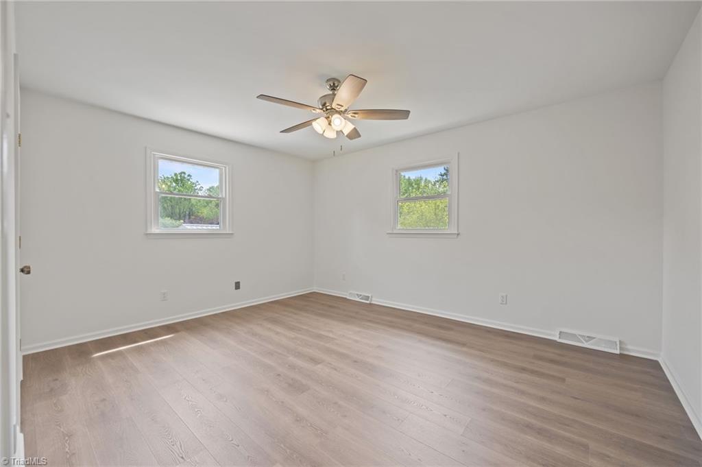 154 Applegate Road Kernersville, NC 27284 - Photo 31 of 48 Gallery Image 31