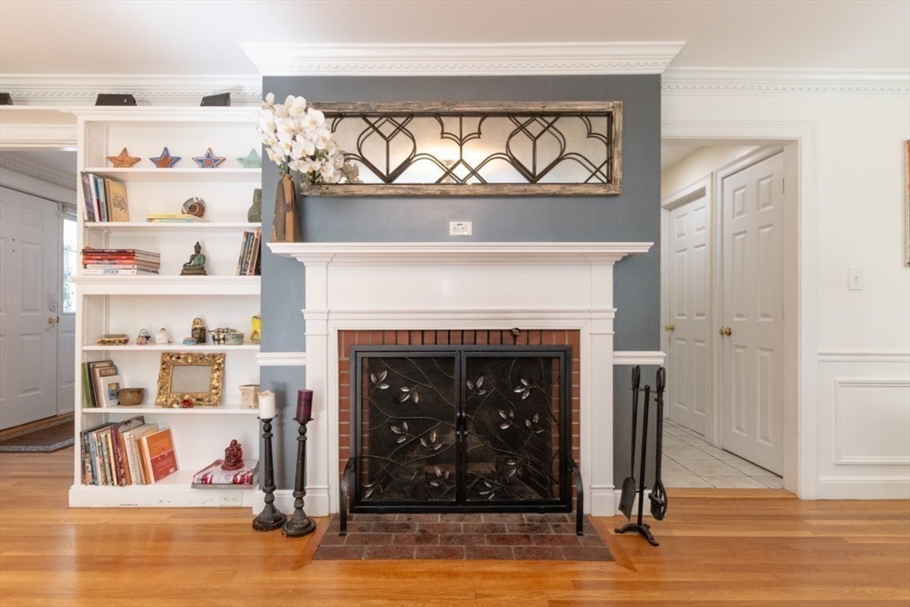 298 Maynard Road Sudbury, MA 01776 - Photo 8 of 41