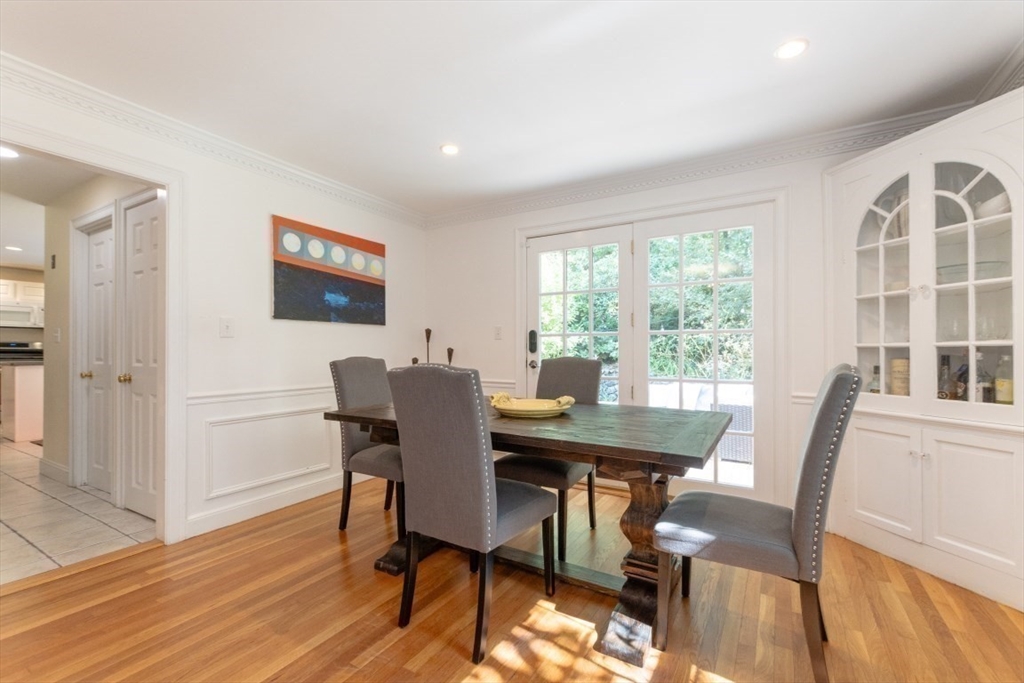 298 Maynard Road Sudbury, MA 01776 - Photo 9 of 41