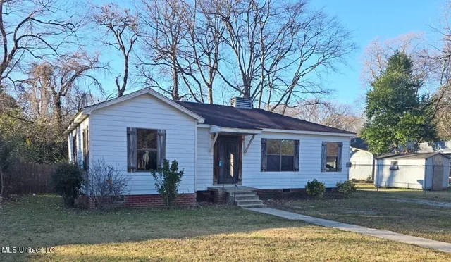 $43,000 | 1421 Highland Avenue, Greenville, MS 38701