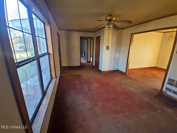$43,000 | 1421 Highland Avenue, Greenville, MS 38701
