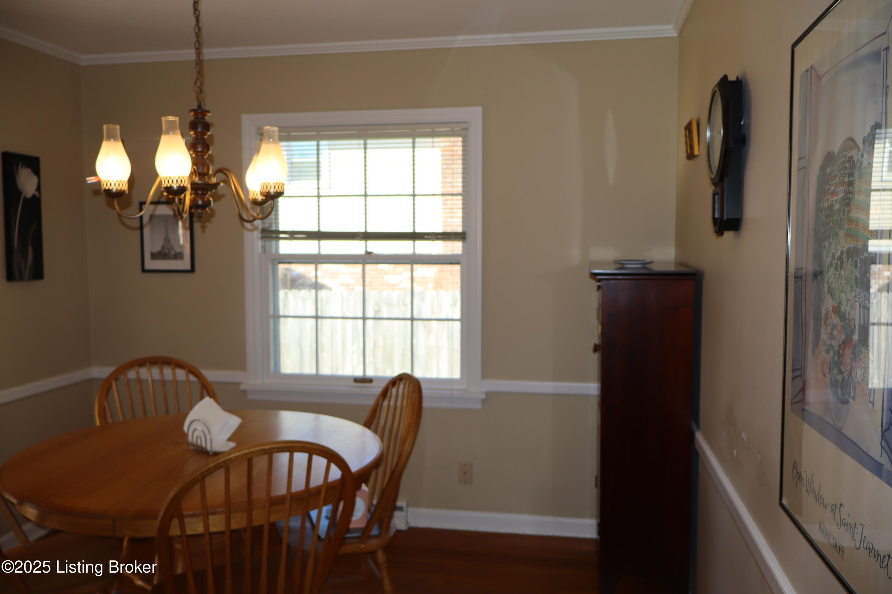 1933 Buttonwood Road Louisville, KY 40222 - Photo 7 of 37 IMG_0570