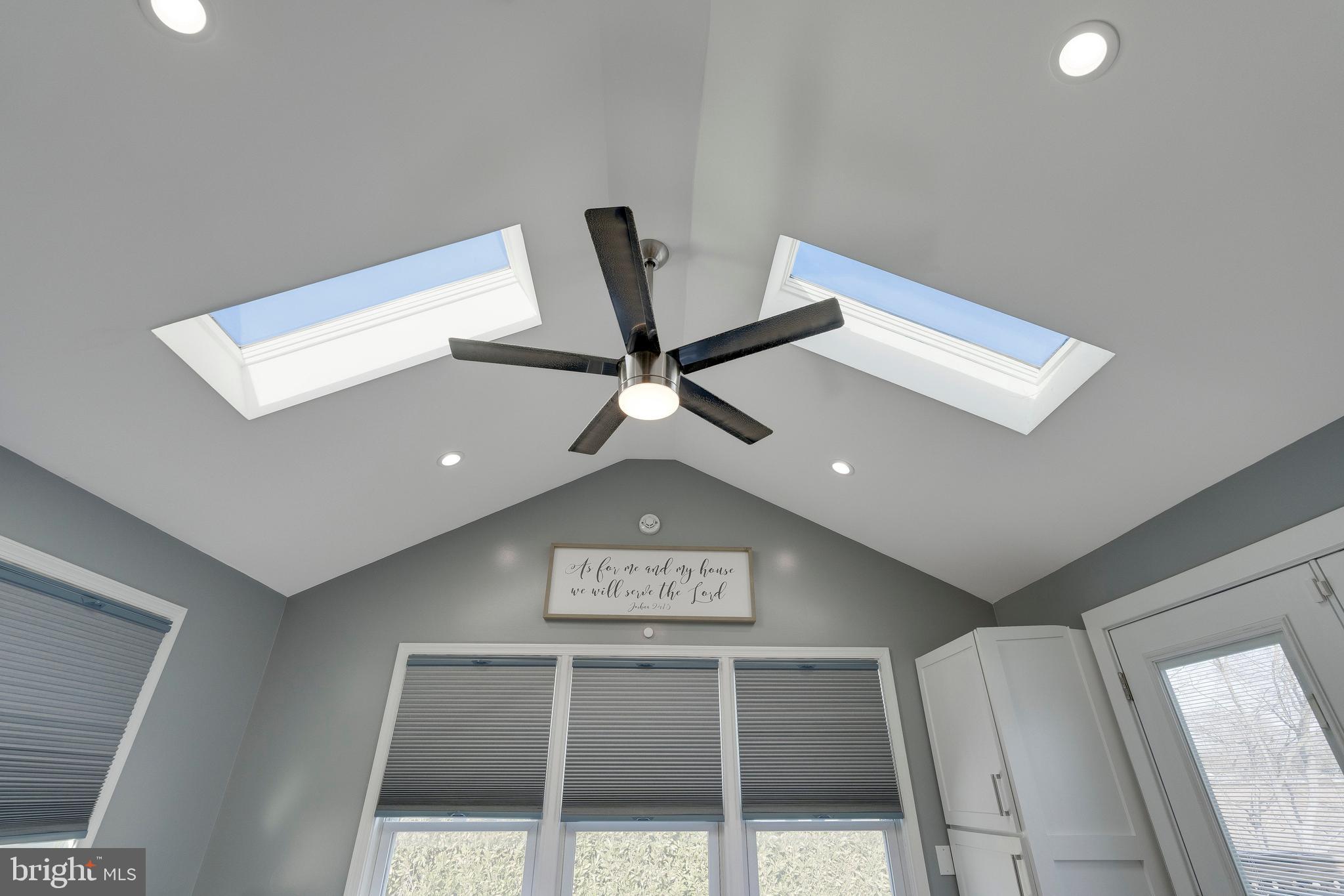 3707 Everton Street Silver Spring, MD 20906 - Photo 20 of 52 a view of a hallway with a projector