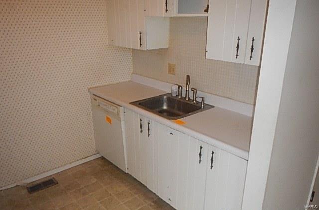 837 Portsdown Road Ballwin, MO 63011 - Photo 6 of 11 Gallery Image 6
