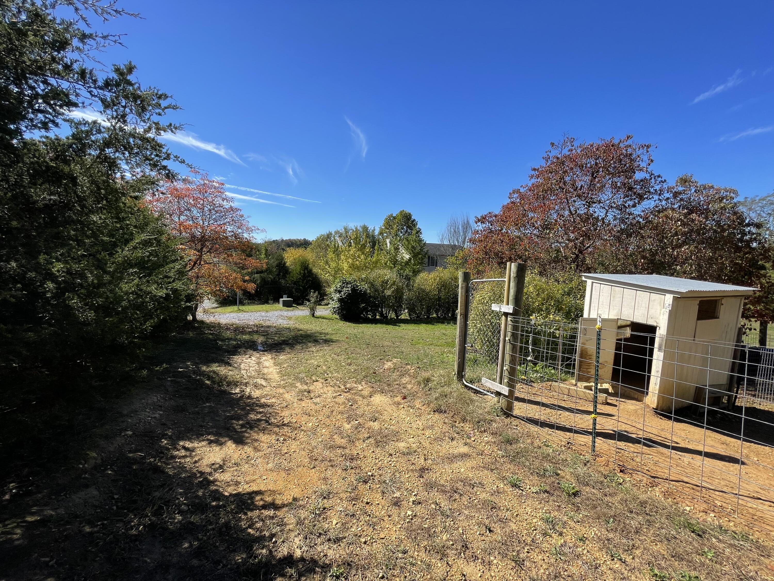 5290 Baileyton Road Greeneville, TN 37745 - Photo 11 of 47 45DB75DC-11D4-4379-A30B-C25D6F213329