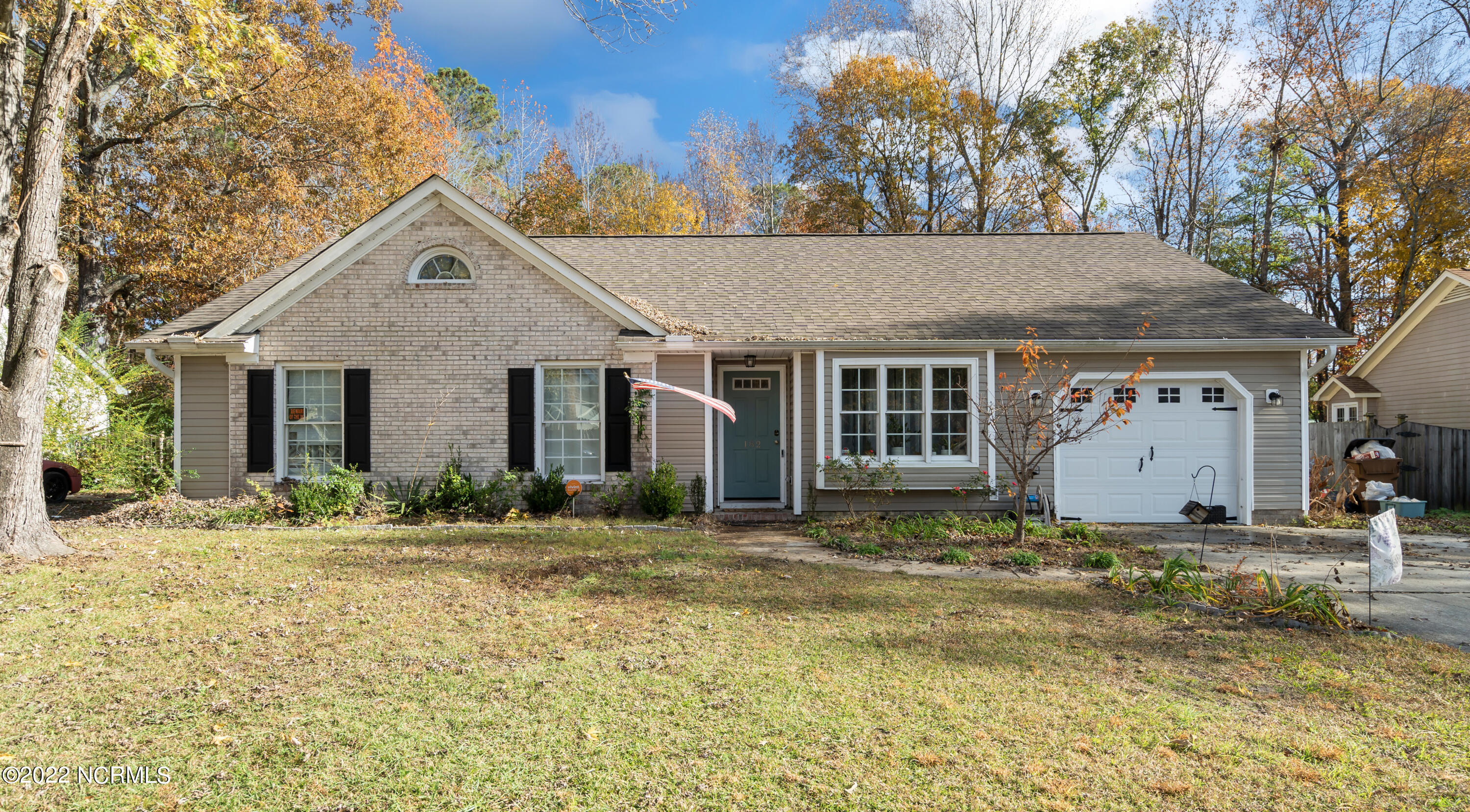 182 Raintree Circle Jacksonville, NC 28540 - Photo 1 of 18 1 (5)