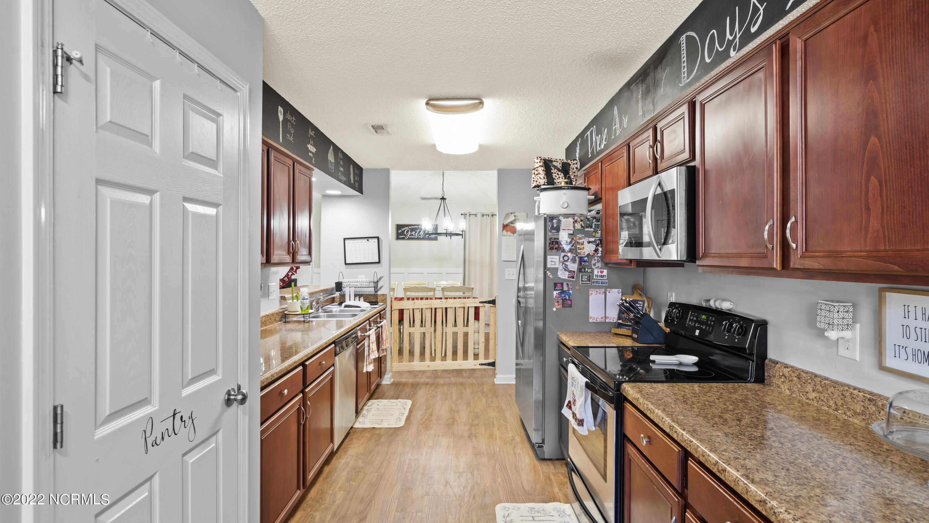 182 Raintree Circle Jacksonville, NC 28540 - Photo 6 of 18 7