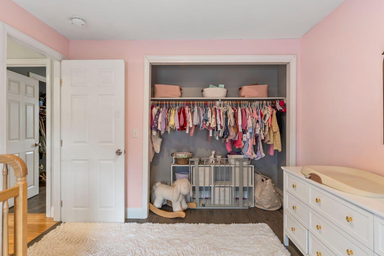 27 Oak Ridge Drive Standish, ME 04084 - Photo 19 of 44 eiLU3nNw