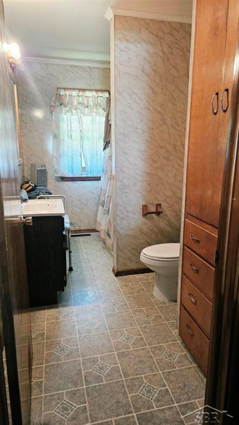 17985 Dice Road Hemlock, MI 48626 - Photo 8 of 18