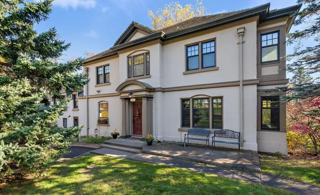 $925,000 | 124 North Hawthorne Road, Duluth, MN 55812