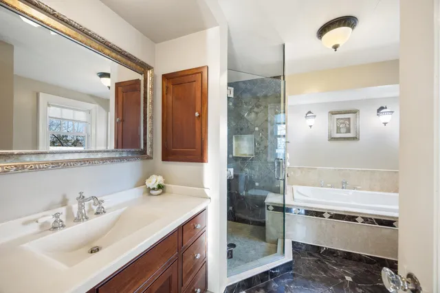 $925,000 | 124 North Hawthorne Road, Duluth, MN 55812