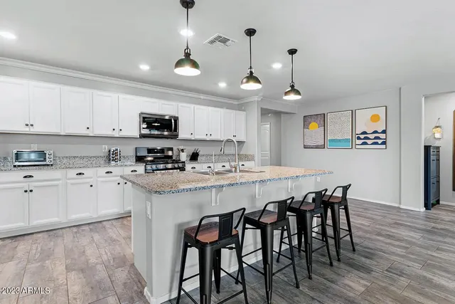 $6,000 | 3915 East Liberty Lane, Gilbert, AZ 85296