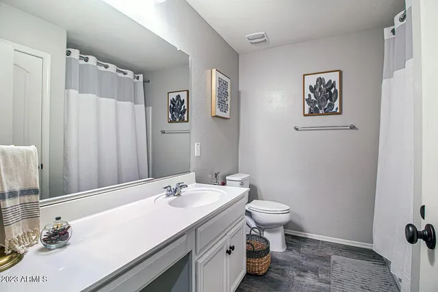 $6,000 | 3915 East Liberty Lane, Gilbert, AZ 85296