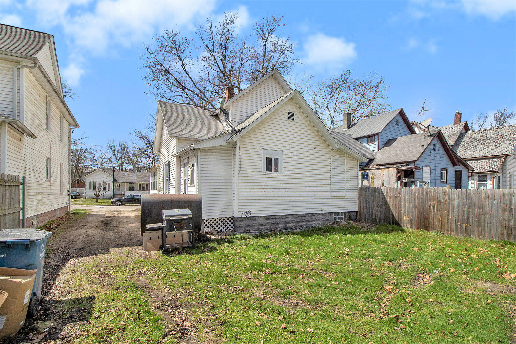 718 Harrison Street Kalamazoo, MI 49007 - Photo 17 of 17 016_file_556