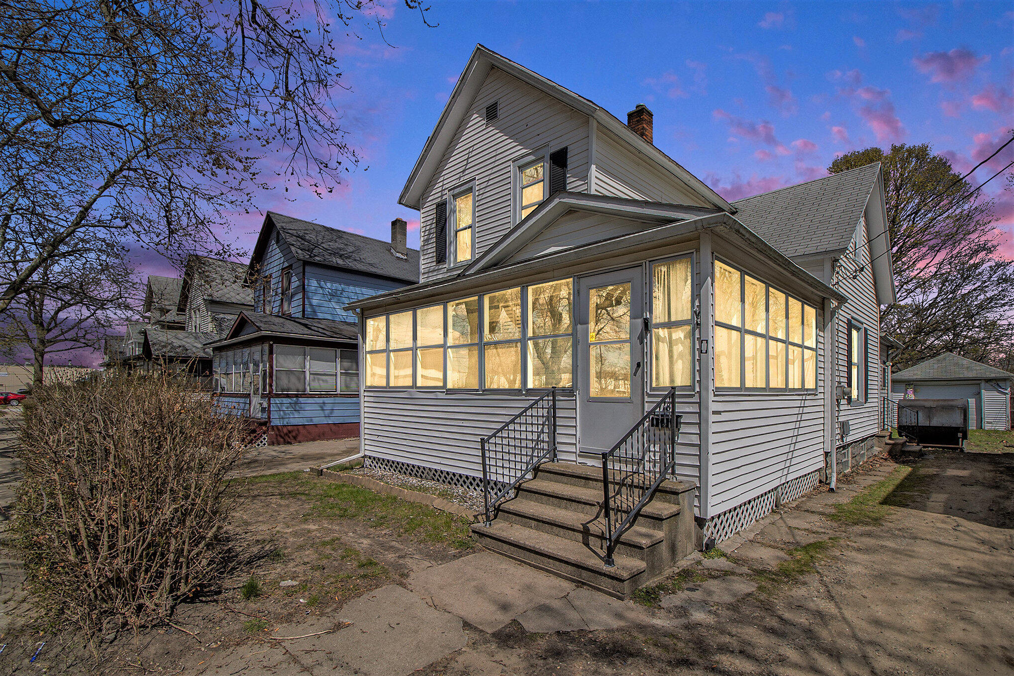 718 Harrison Street Kalamazoo, MI 49007 - Photo 2 of 17 001_file_932
